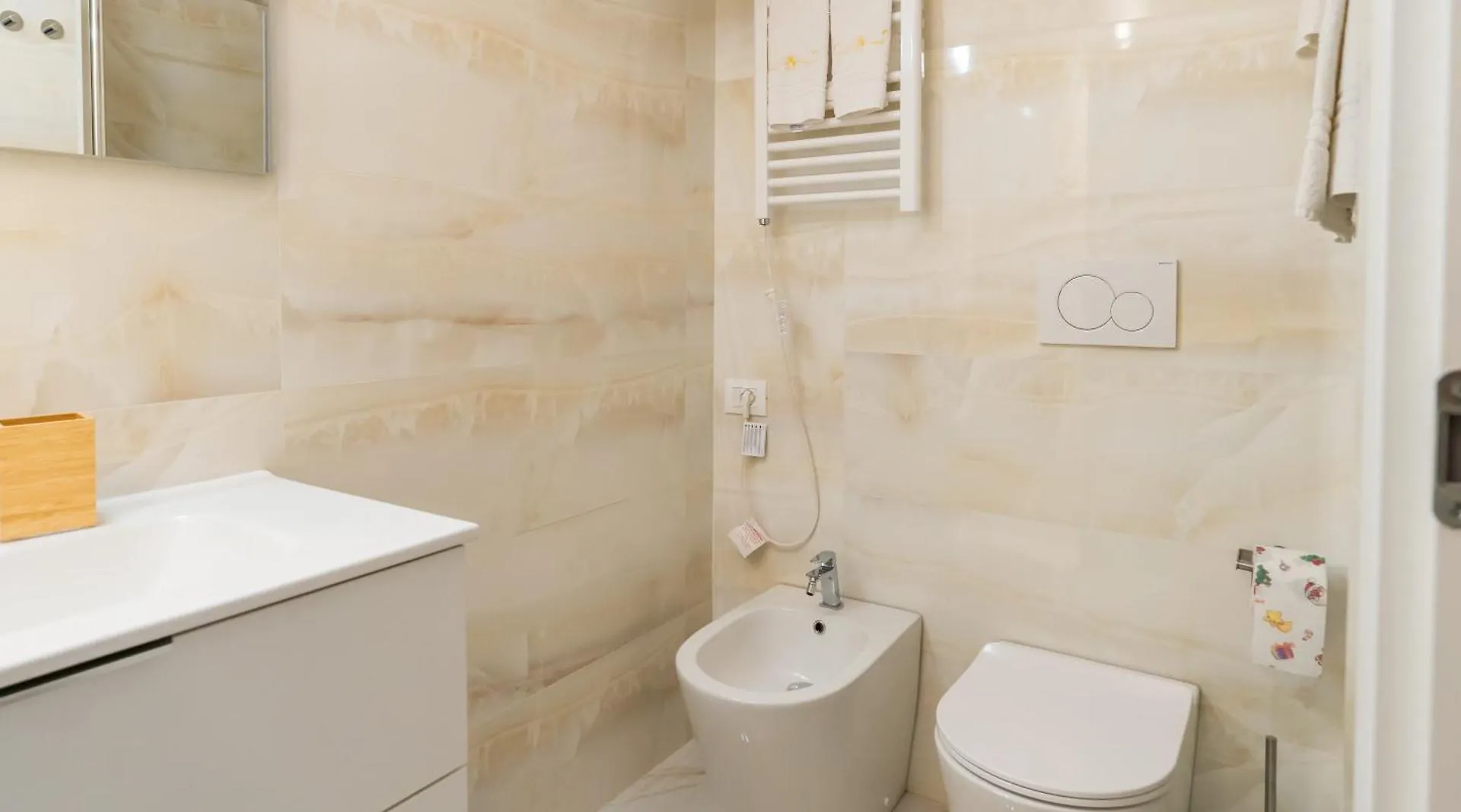 Palmanova Suites Milano 0*,  İtalya