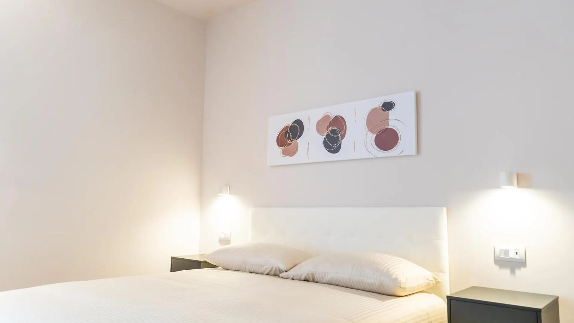 Oda ve Kahvaltı Palmanova Suites Milano İtalya
